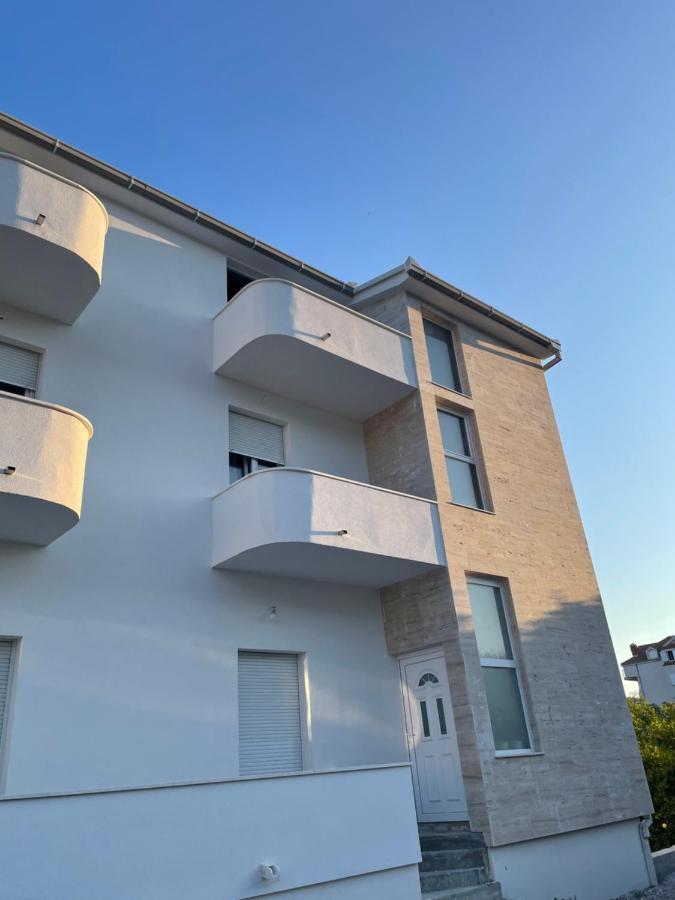 Apartments Toma Kaštela Kültér fotó